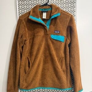 Patagonia Tan Fleece with Teal Highlights